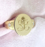 OVAL PINKY SIGNET RING