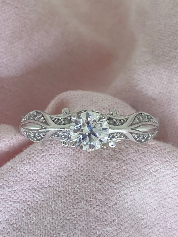 #DANDESVINTAGE DIAMOND RING was $7500