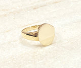OVAL PINKY SIGNET RING