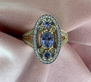 VINTAGE STYLE SAPPHIRE AND DIAMOND RING