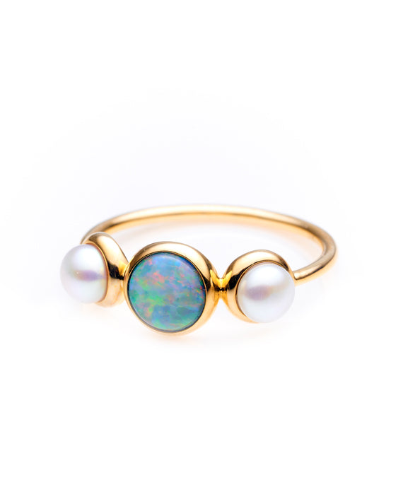 9CT YG LIGHT SOLID OPAL & 4MM FRESHWATER PEARL RING